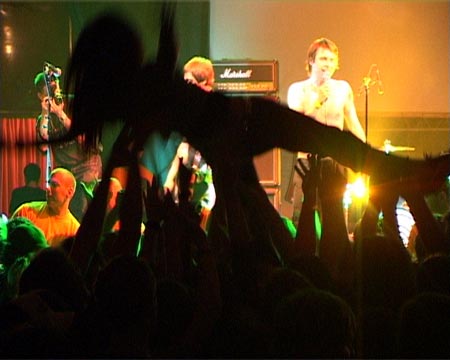 [ OVERFLOW - Live at... Parites, PAUK, 13/05/2006 ]