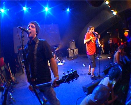 [ OVERFLOW - Live at... Parites, PAUK, 13/05/2006 ]