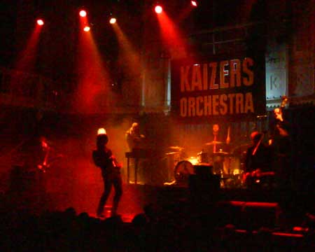 [ kaizers orchestra @ paradiso ]