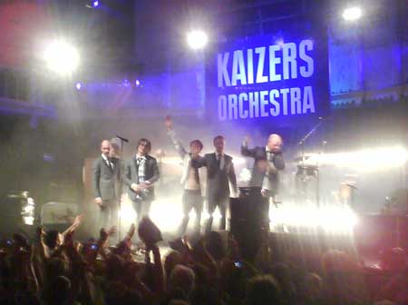 [ kaizers orchestra @ paradiso ]