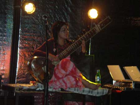[ transglobal underground @ mochvara ]