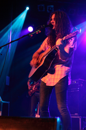 [ KURT VILE ]