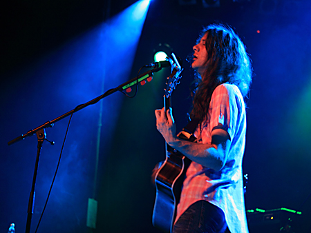 [ KURT VILE ]