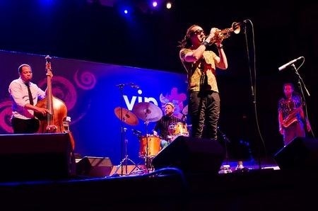 [ Dee Dee Bridgewater, Lisinski ]