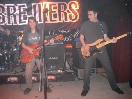 [ partibrejkers @ vintage industrial bar ]