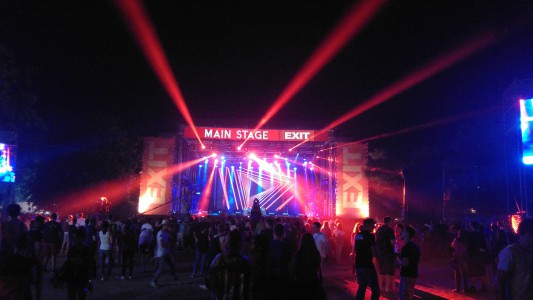 [ Main stage ]