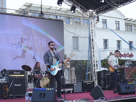 [ Sandraun 16/05/2024, festival Music & Hills, Trg Nezavisnosti, Podgorica ]