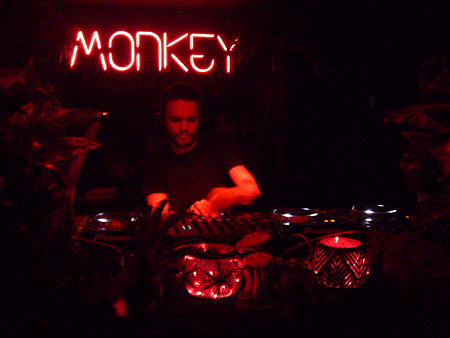 [ Mark Trippin, 31/05/2024, Club Monkey, Podgorica ]