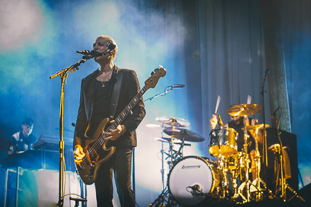 [ Queens of the Stone Age@alata ]