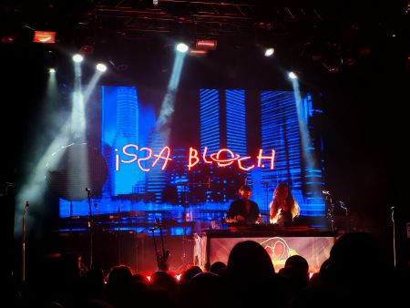 [ issa bloch ]