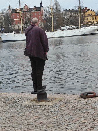[ Vlatko pjeva 'na vrhu planine sam ja, na vrhu planine sa zvijezdama' 19/03/2026, Stockholm ]