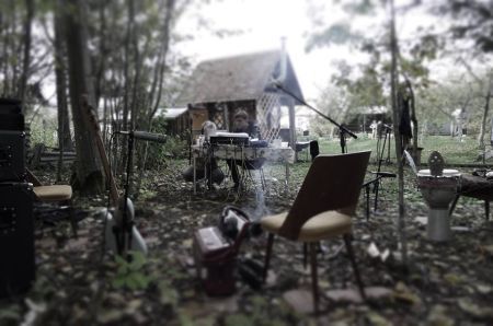 [ Port Mone - forest studio ]