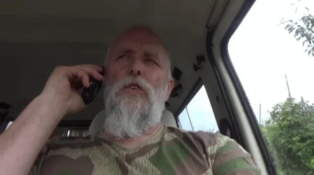 [ Varg Vikersen: 'ej, imam pun auto arsenala, kamo da ti ga dopeljam? ]