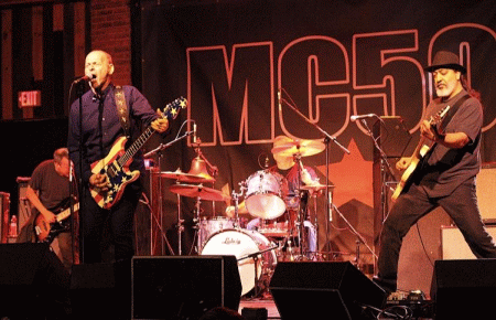 [ MC5 live ]