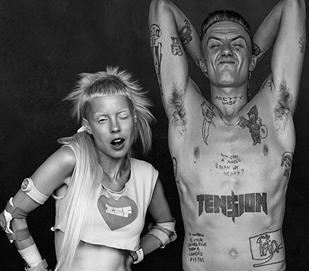 [ Die Antwoord, junoafriki rap-rave ]